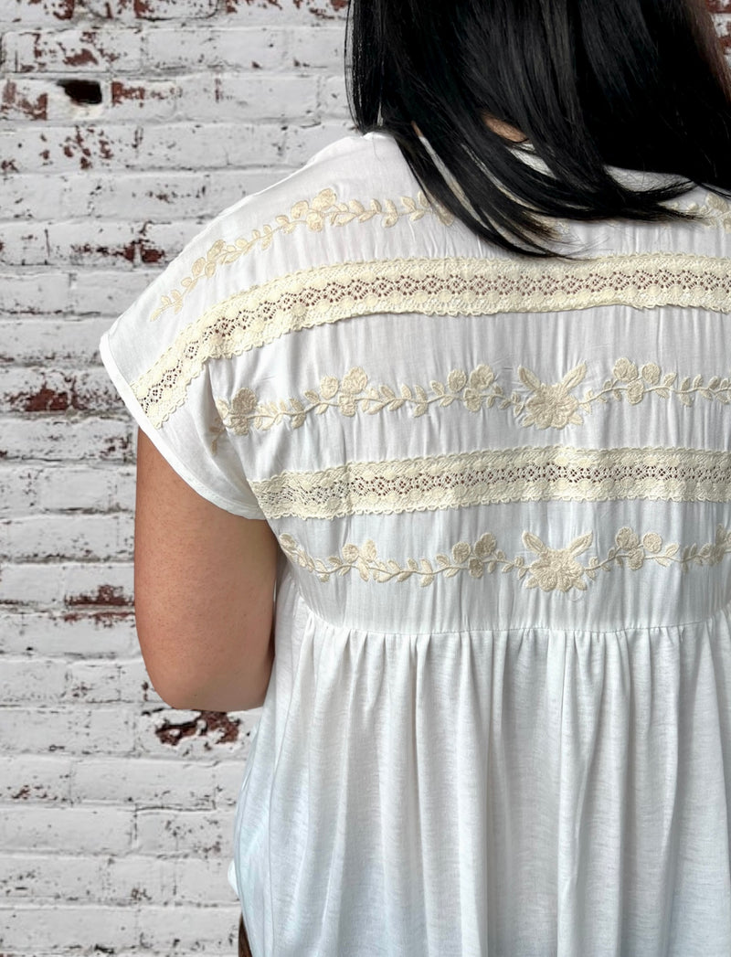 Embroidered Short Leave Henley Ivory